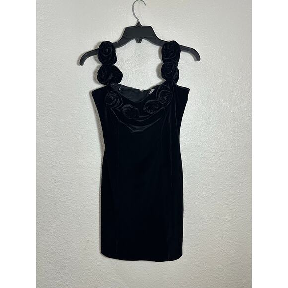 Avec Les Filles Black Velvet Rosette Strap Cocktail Dress, NWT - Picture 3 of 7